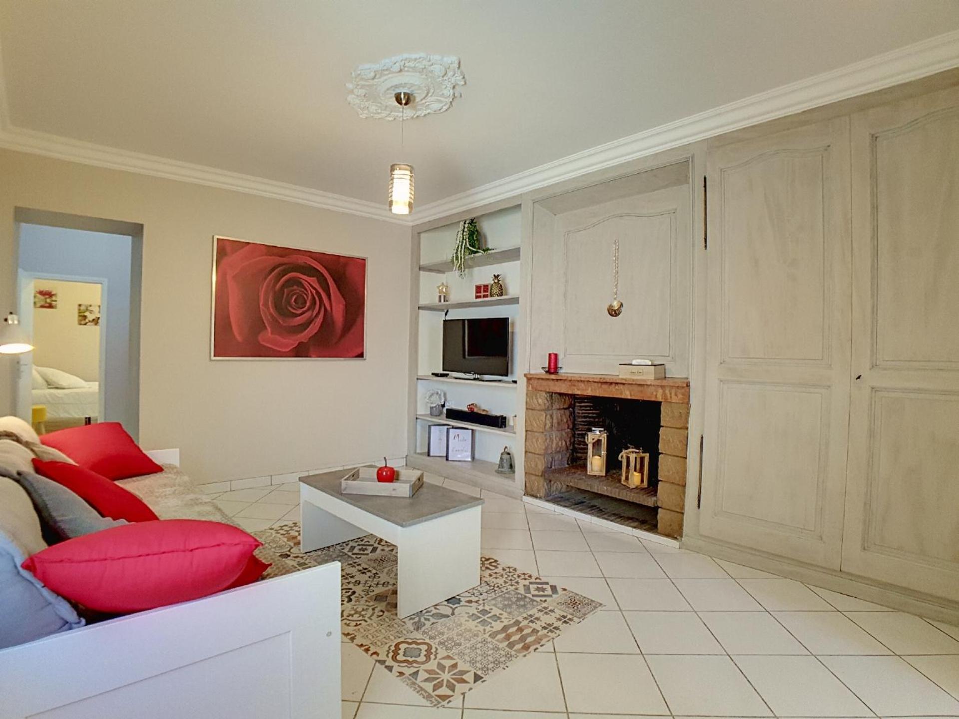 Stop Chez M Cozy # Qualite # Confort # Simplicite Pierre-Bénite Dış mekan fotoğraf